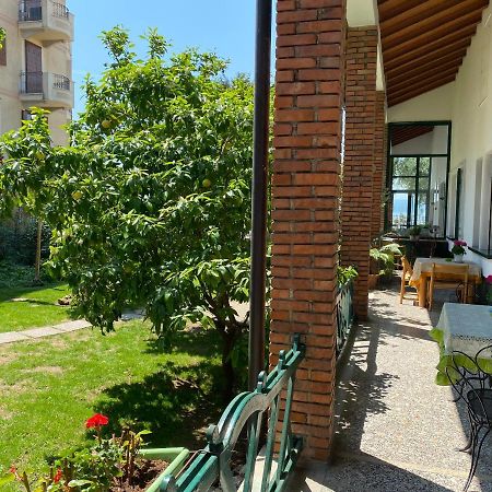 Casa Vacanze Gabbianella Villa Con Giardino Lungolago Maderno Toscolano Maderno Exterior foto