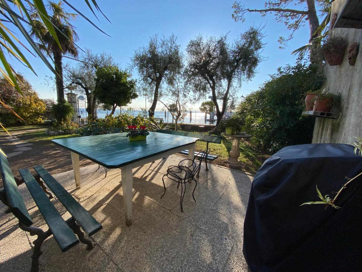 Casa Vacanze Gabbianella Villa Con Giardino Lungolago Maderno Toscolano Maderno Exterior foto